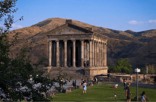 Գառնի, Գեղարդ, Քարերի սիմֆոնիա և Ազատի ջրամբար